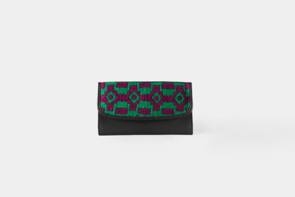 D05A1409 Cultural Dazzle